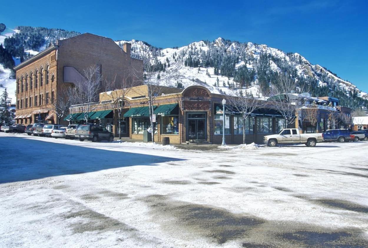 New Listing 2Br 2Ba Condo - Mountain Views Aspen Eksteriør billede